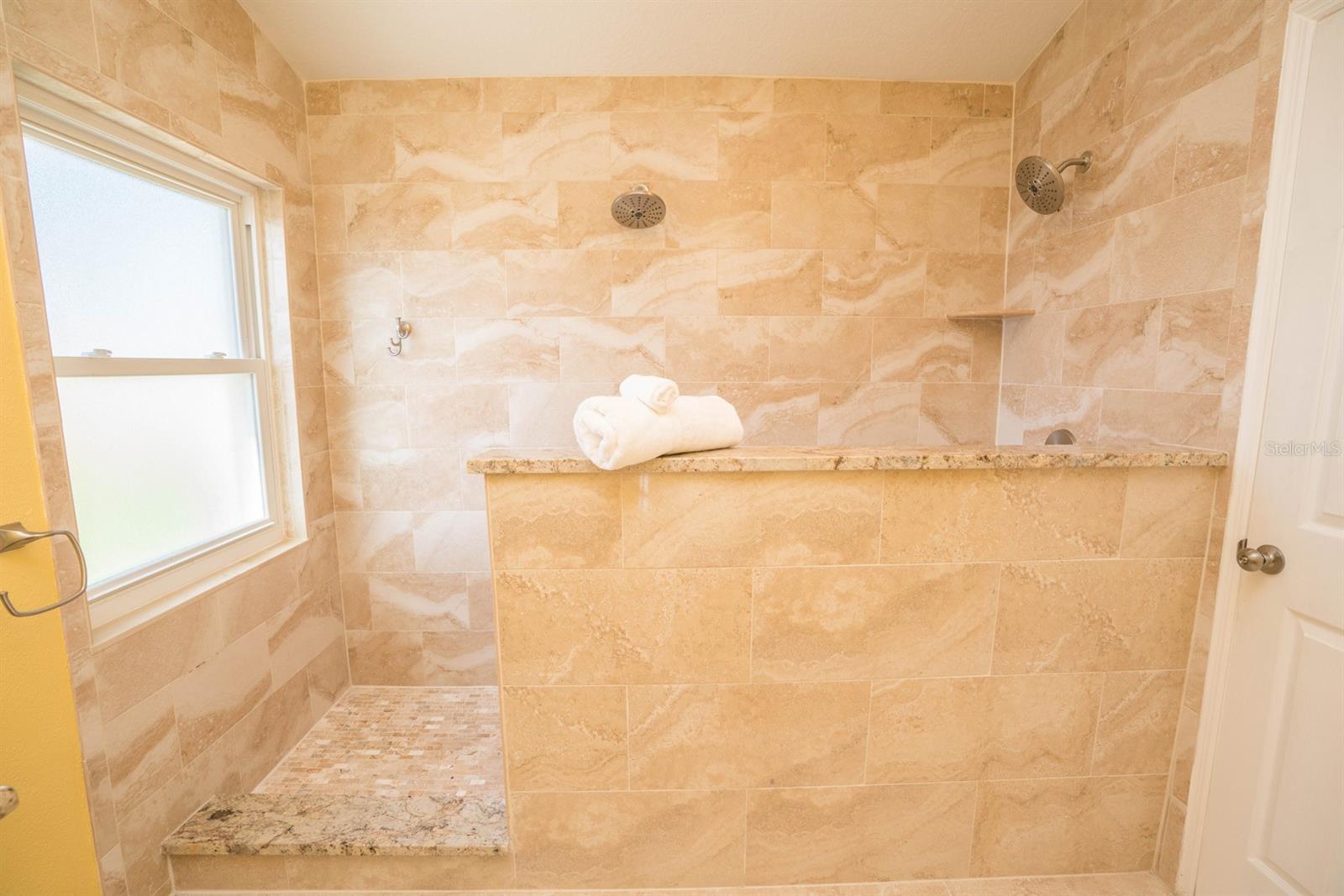 Image 31 of 45 For 917 Golf Island Drive