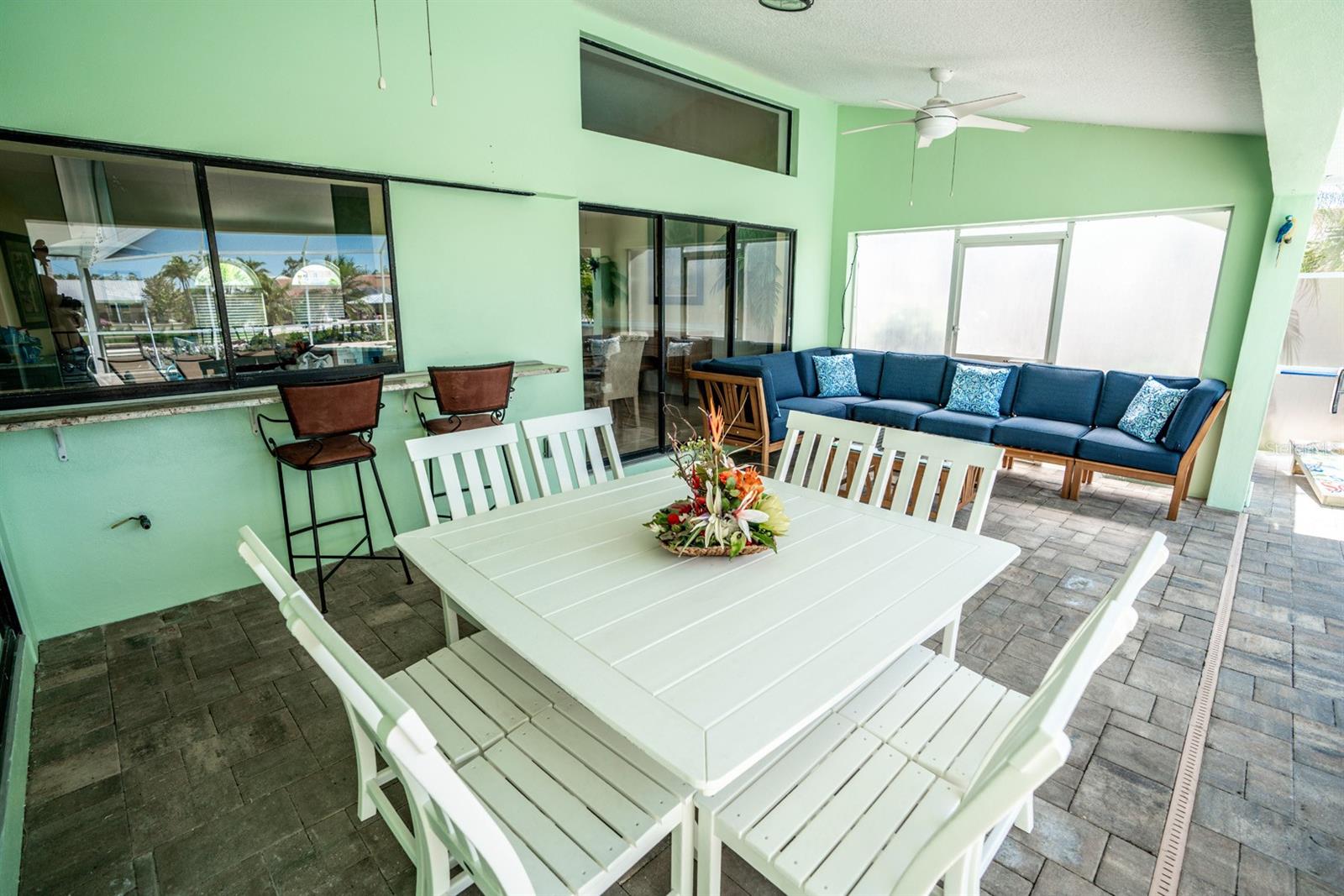 Image 36 of 45 For 917 Golf Island Drive