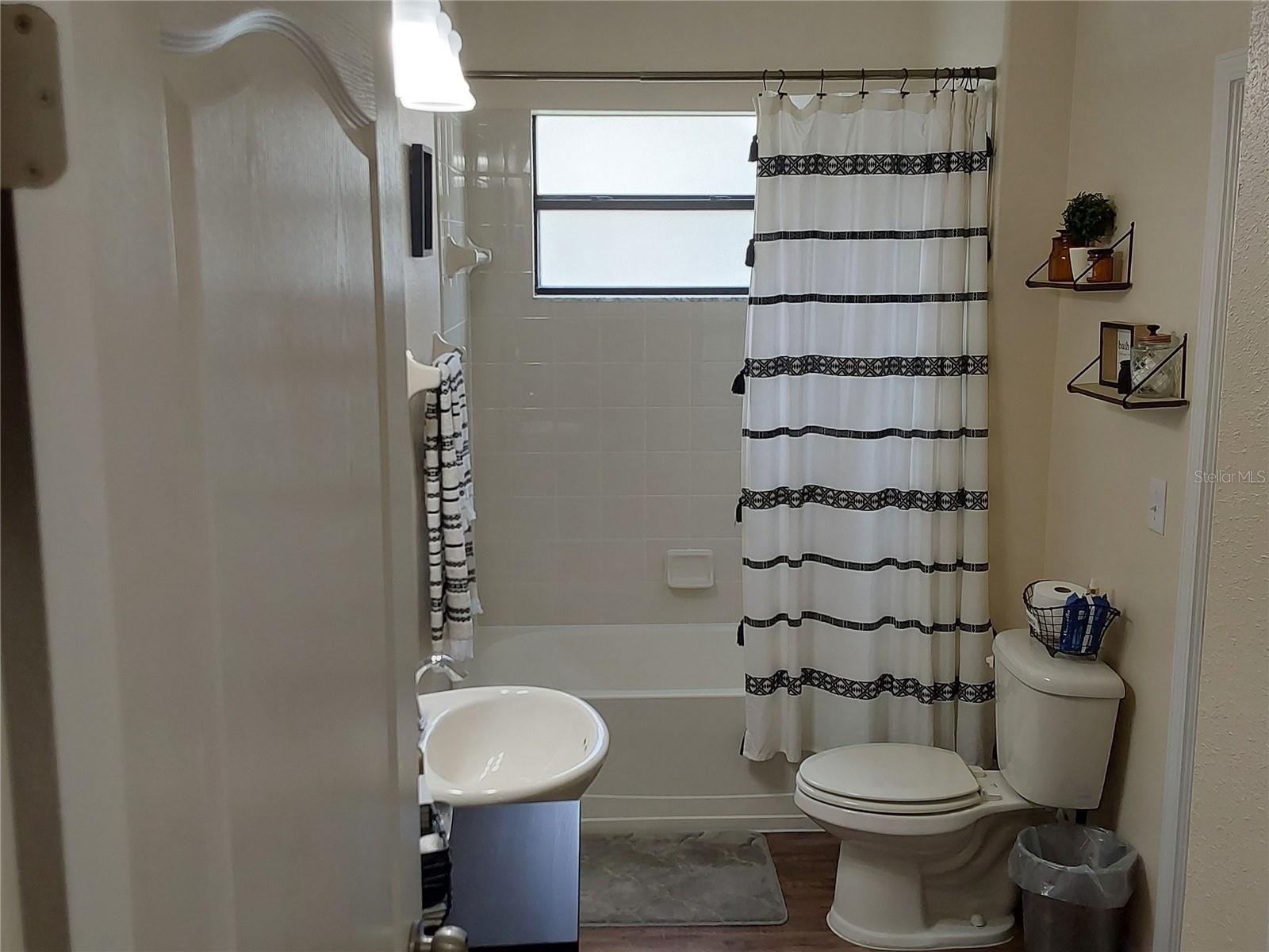 Image 30 of 31 For 13913 Felix Will Road