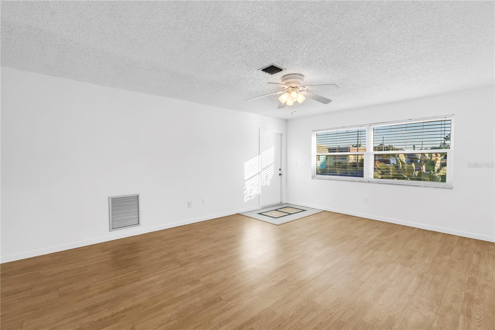 Image 9 of 39 For 7081 Lafayette N 7081