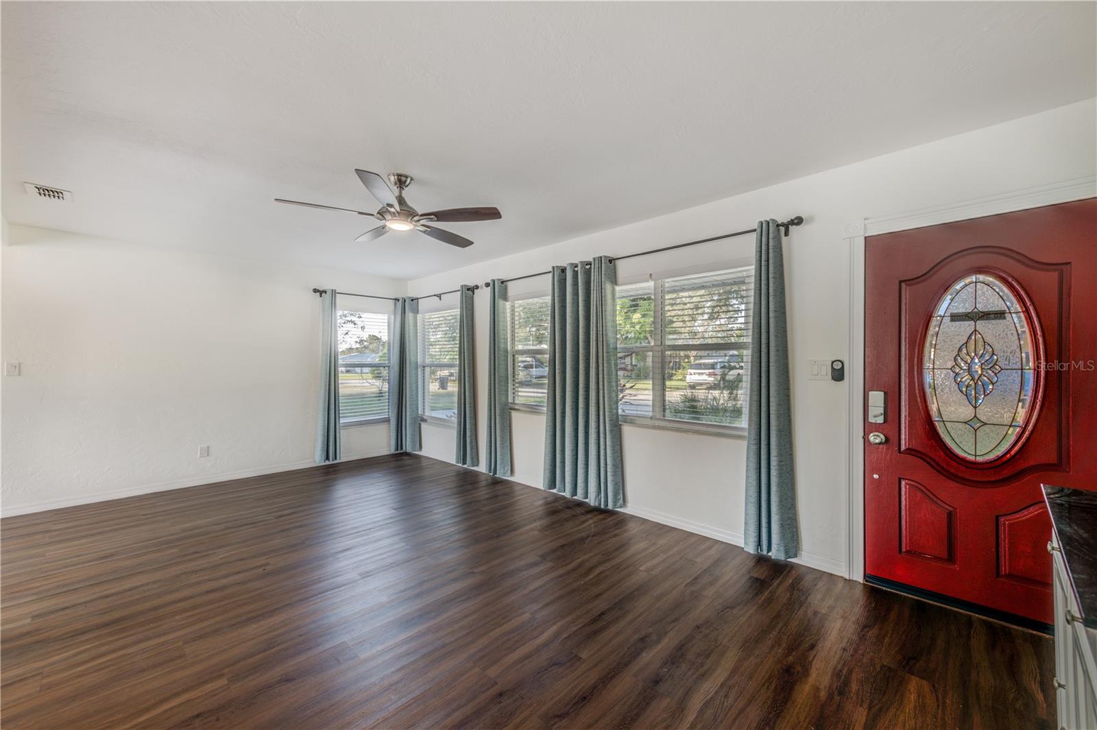 Image 13 of 20 For 5244 35th Terrace N