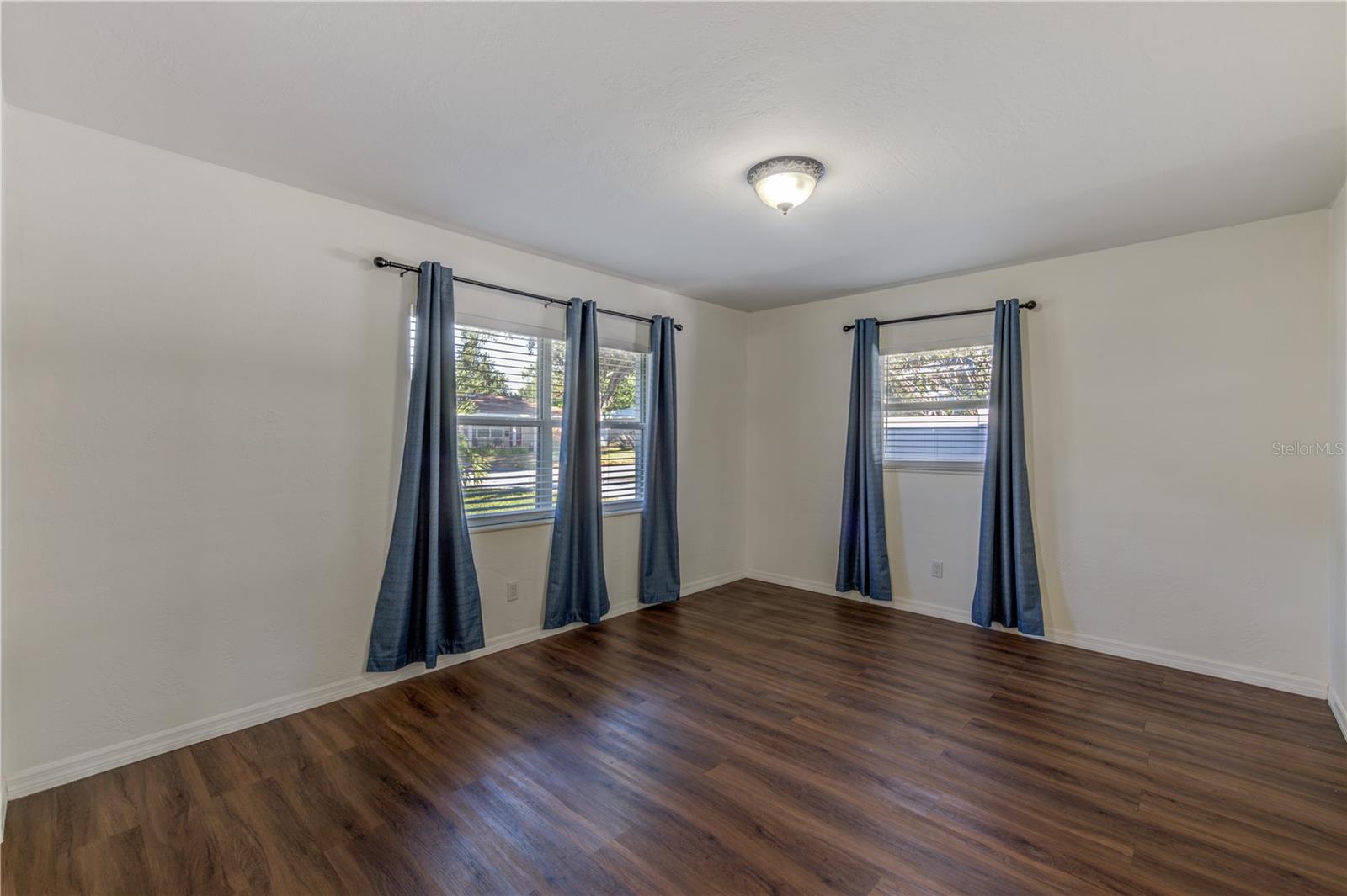 Image 15 of 20 For 5244 35th Terrace N