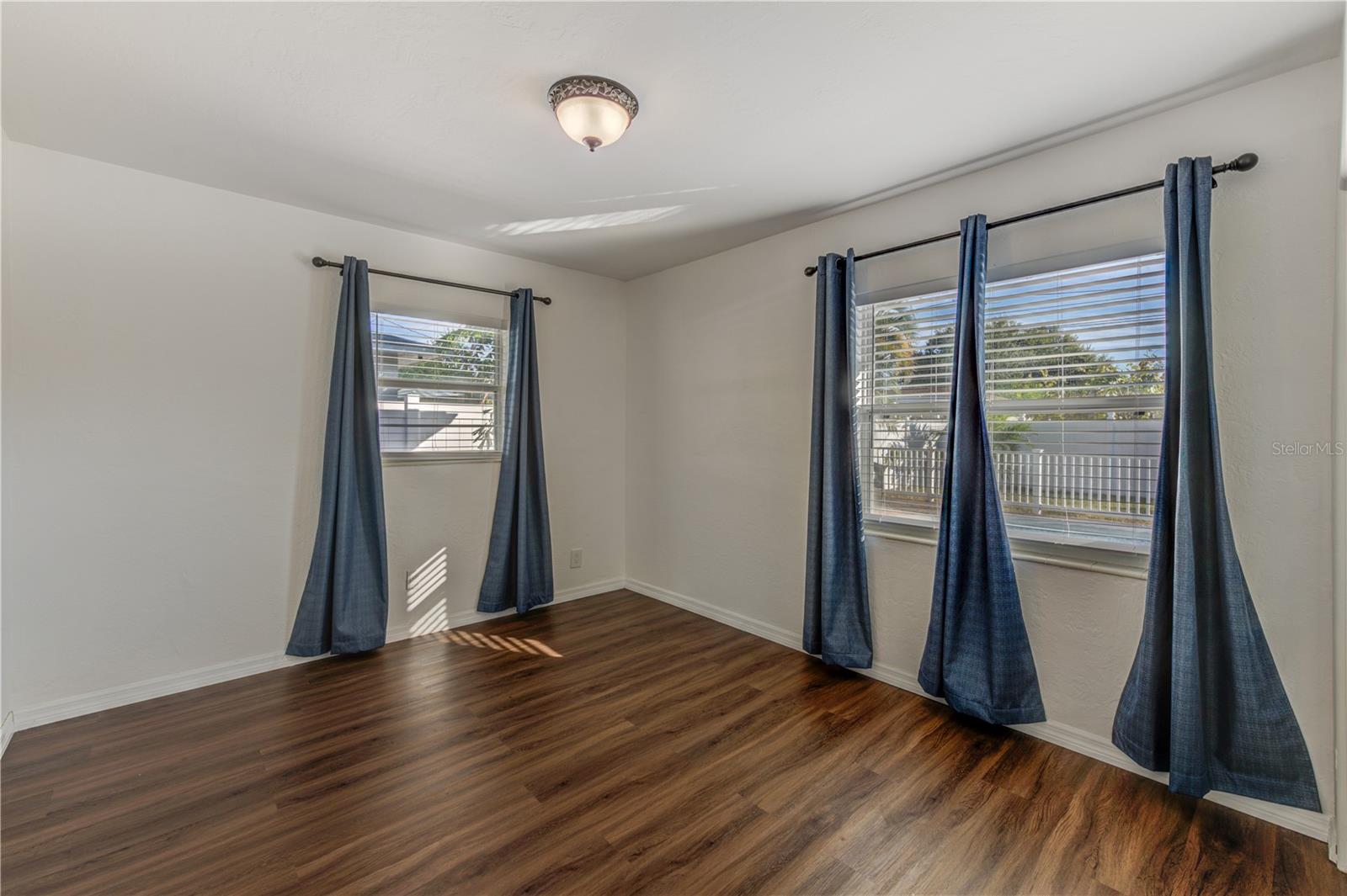 Image 17 of 20 For 5244 35th Terrace N