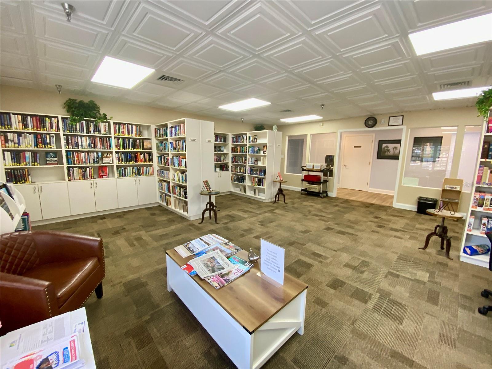 Image 69 of 81 For 3681 Ridgemont Court