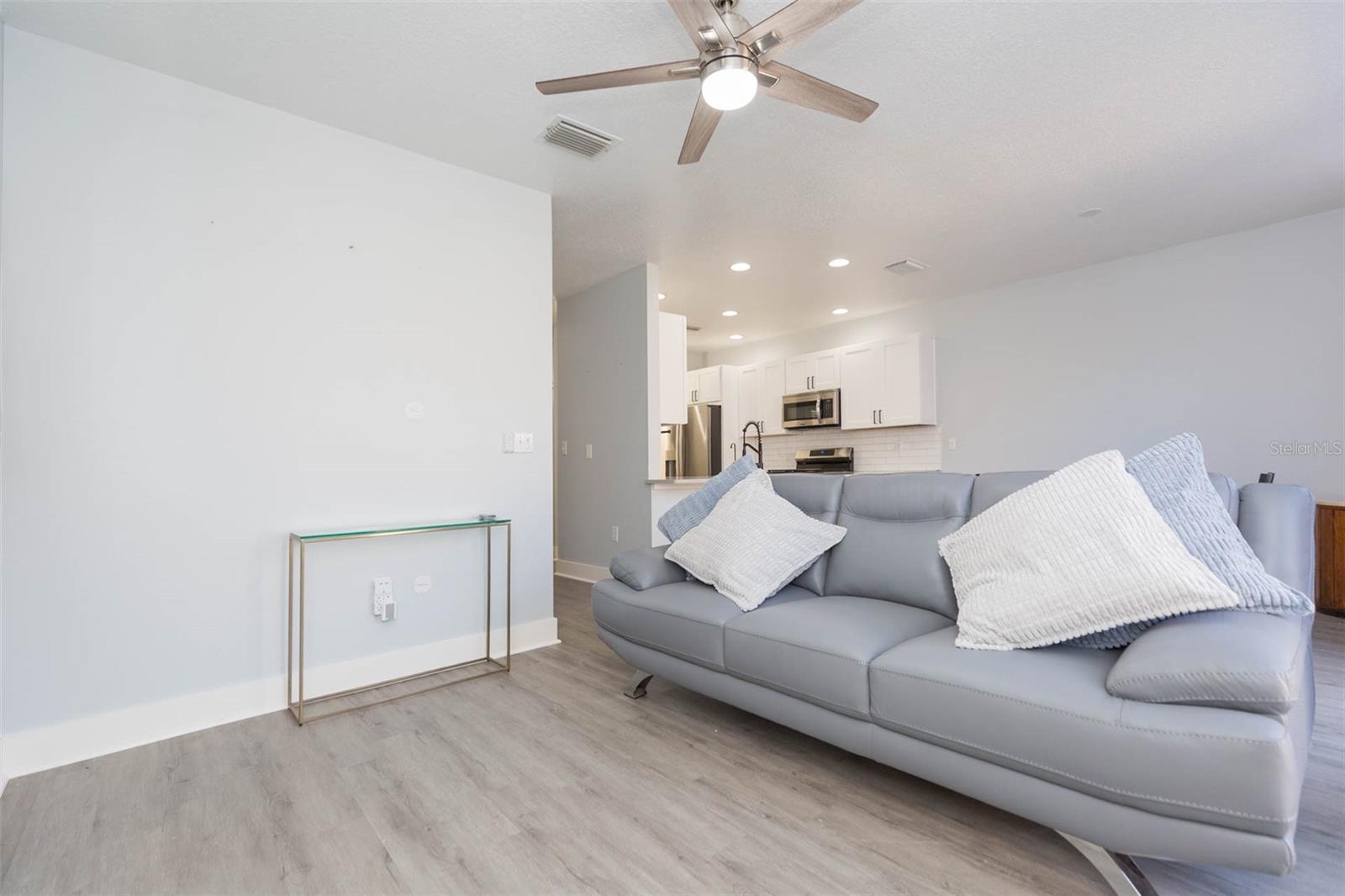 Image 12 of 27 For 10020 Tate Lane