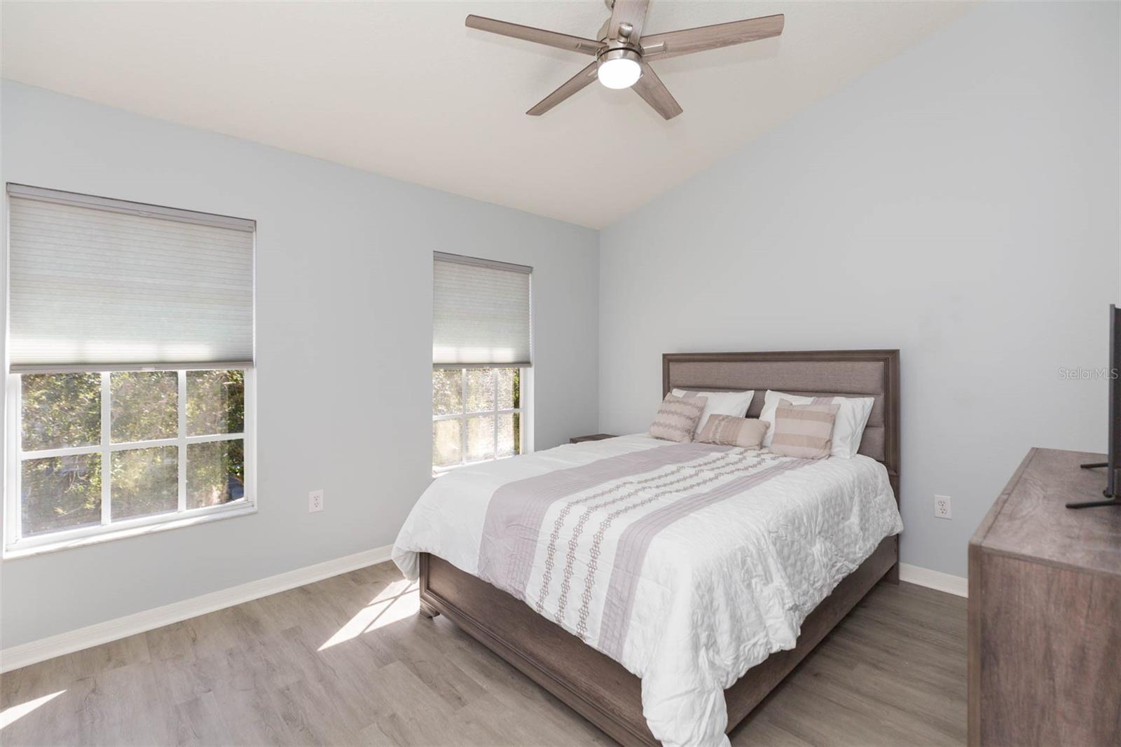 Image 17 of 27 For 10020 Tate Lane