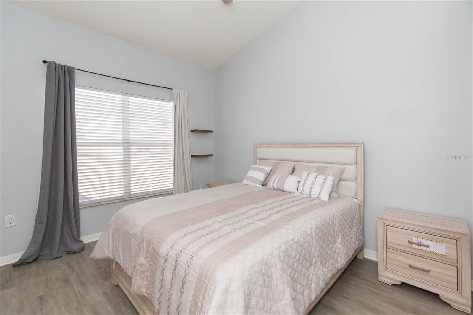 Image 18 of 27 For 10020 Tate Lane