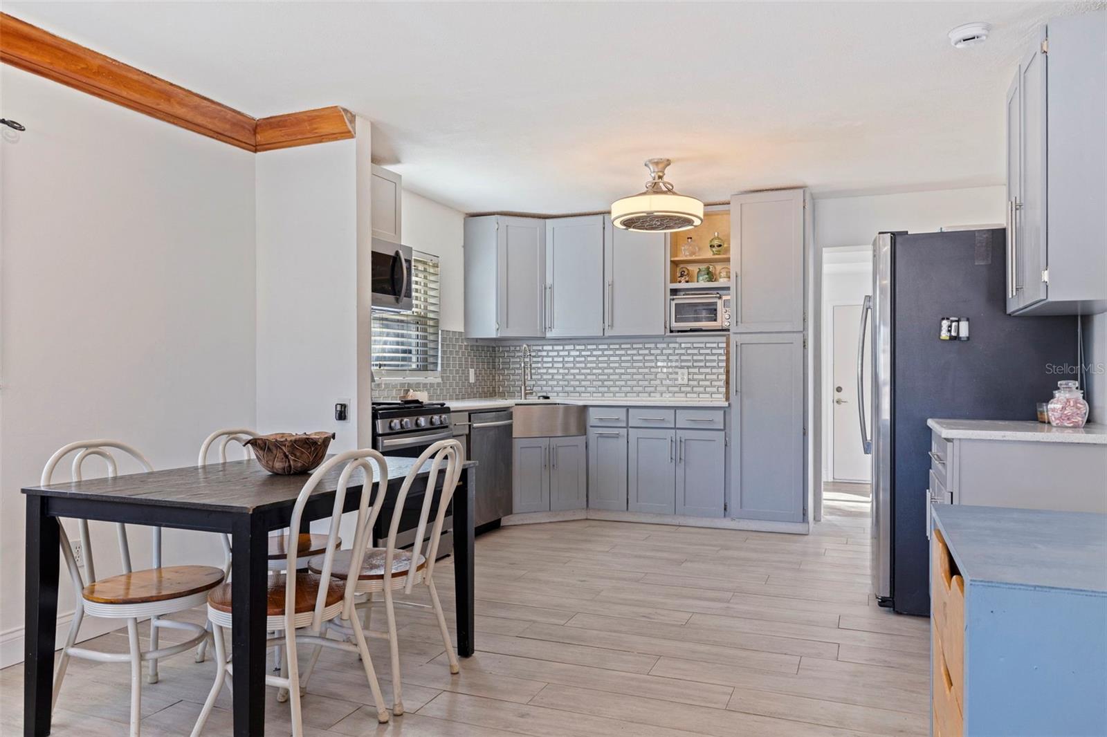 Image 12 of 43 For 5322 25th Avenue S