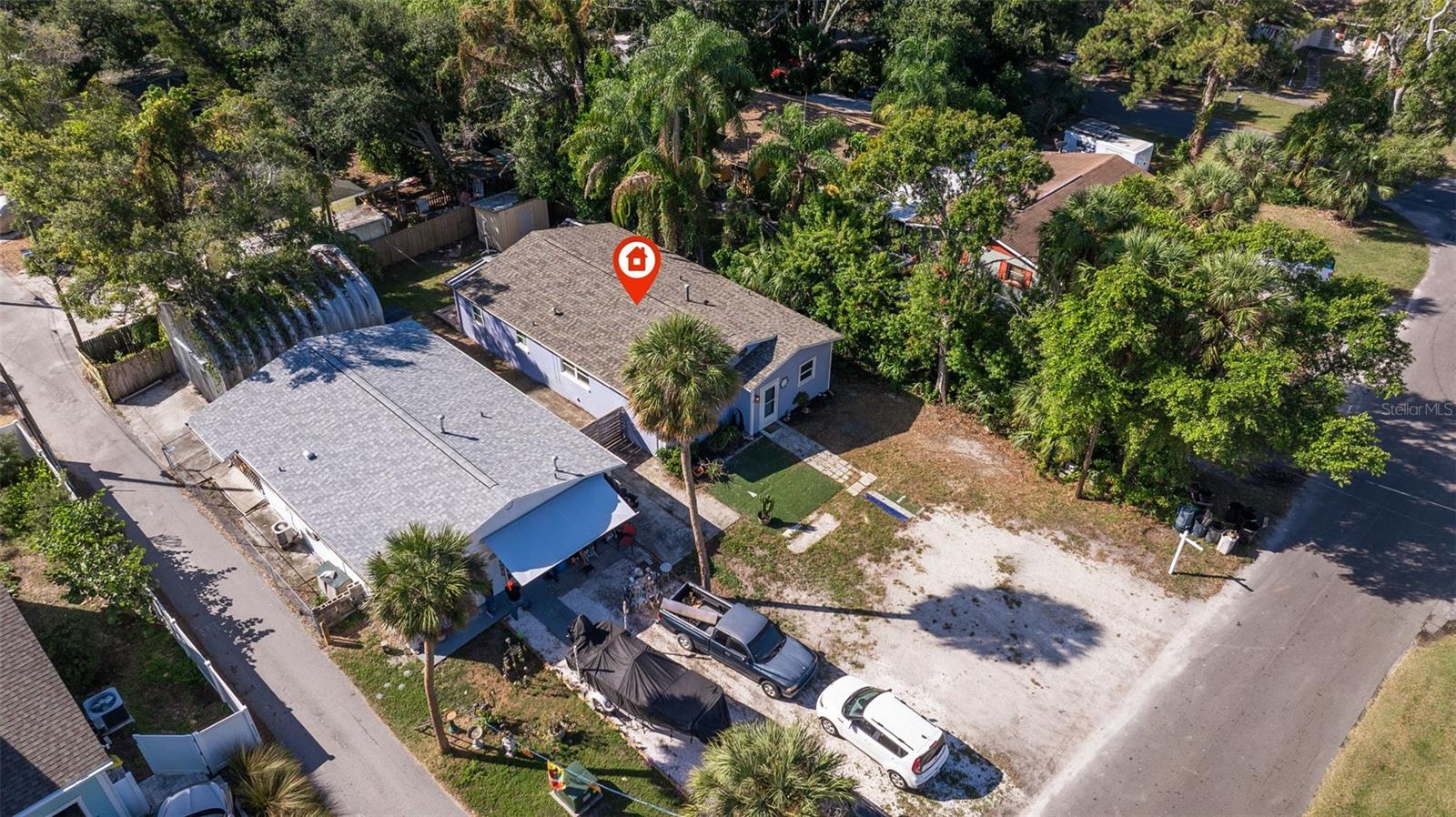 Image 3 of 43 For 5322 25th Avenue S