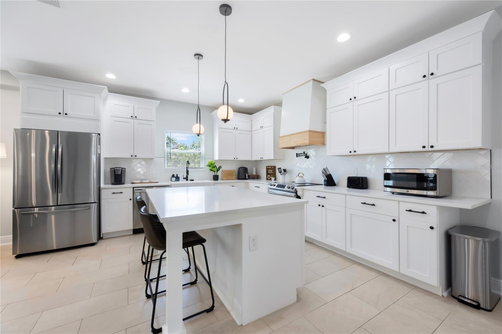 Image 15 of 68 For 707 Disston Avenue