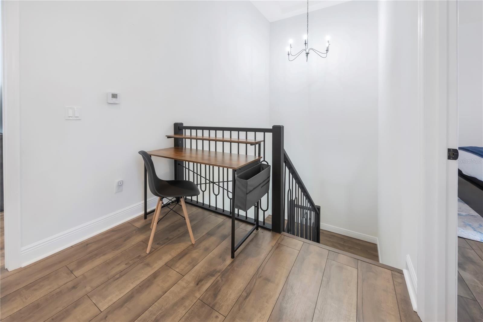 Image 21 of 68 For 707 Disston Avenue