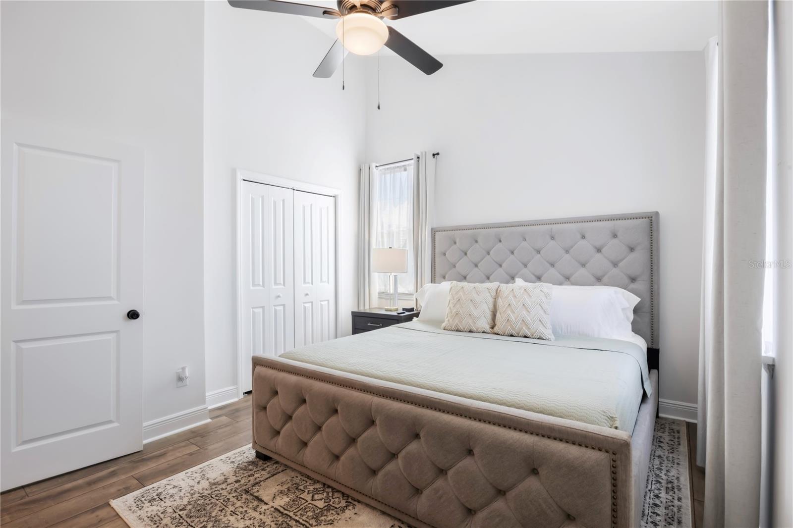 Image 23 of 68 For 707 Disston Avenue