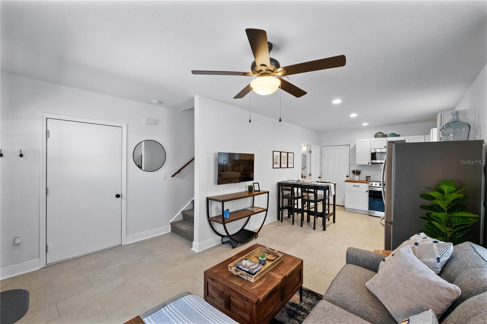 Image 38 of 68 For 707 Disston Avenue