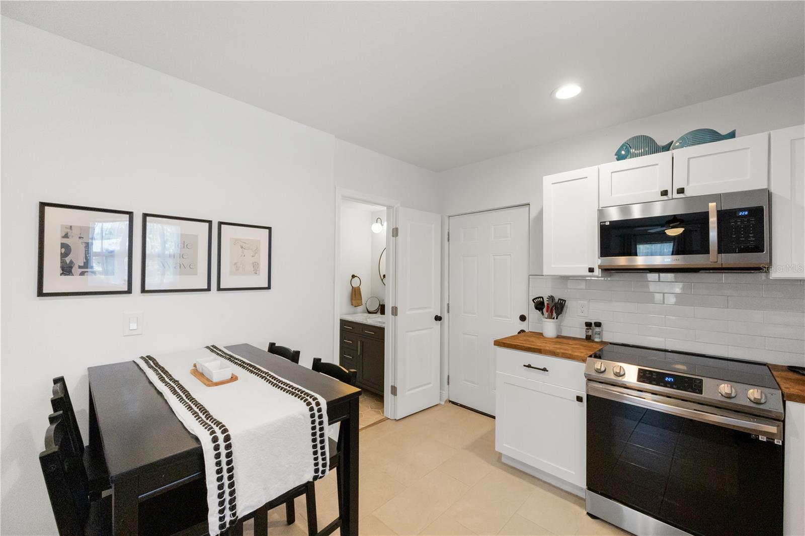 Image 41 of 68 For 707 Disston Avenue