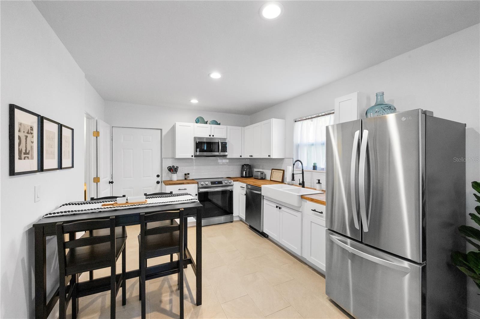 Image 43 of 68 For 707 Disston Avenue