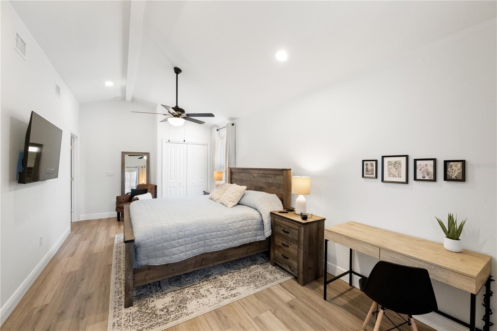 Image 53 of 68 For 707 Disston Avenue