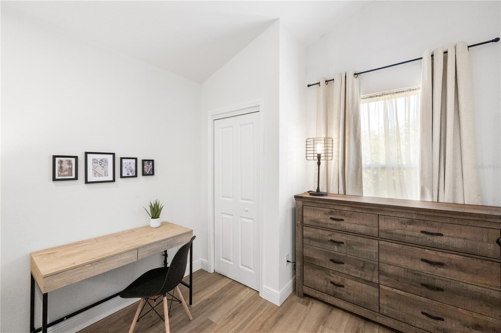 Image 54 of 68 For 707 Disston Avenue