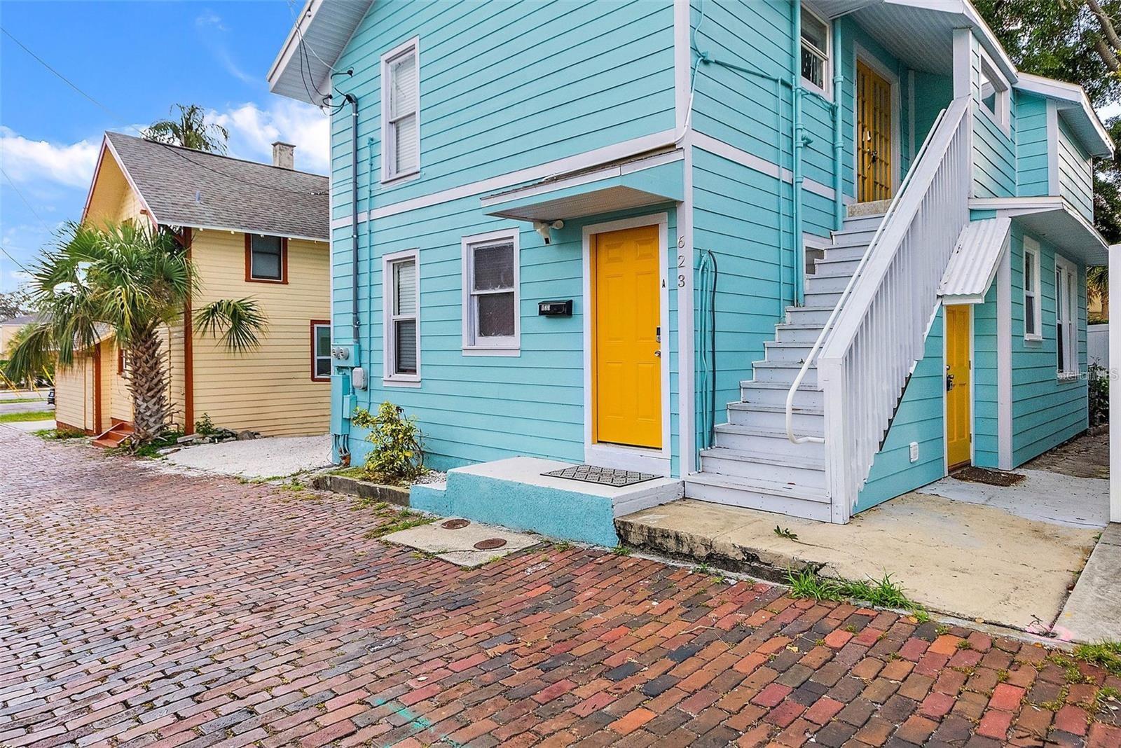 Image 2 of 38 For 623 Mound Park Way S