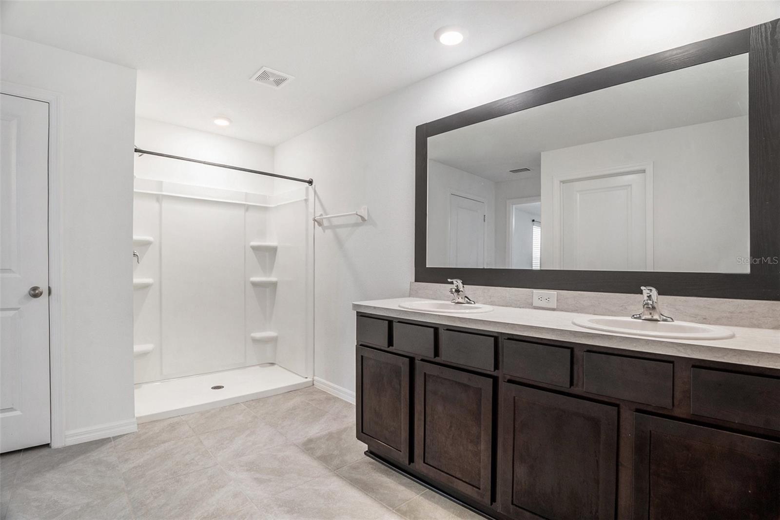 Image 16 of 30 For 13539 Mount Ivy Court