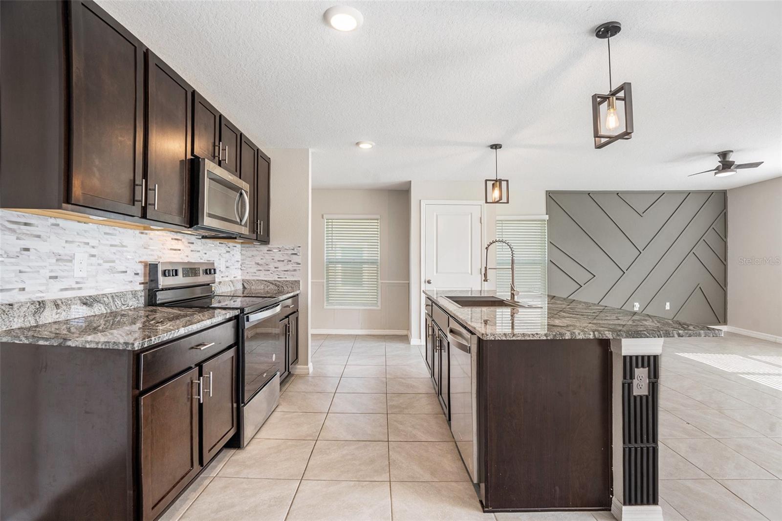 Image 8 of 30 For 13539 Mount Ivy Court