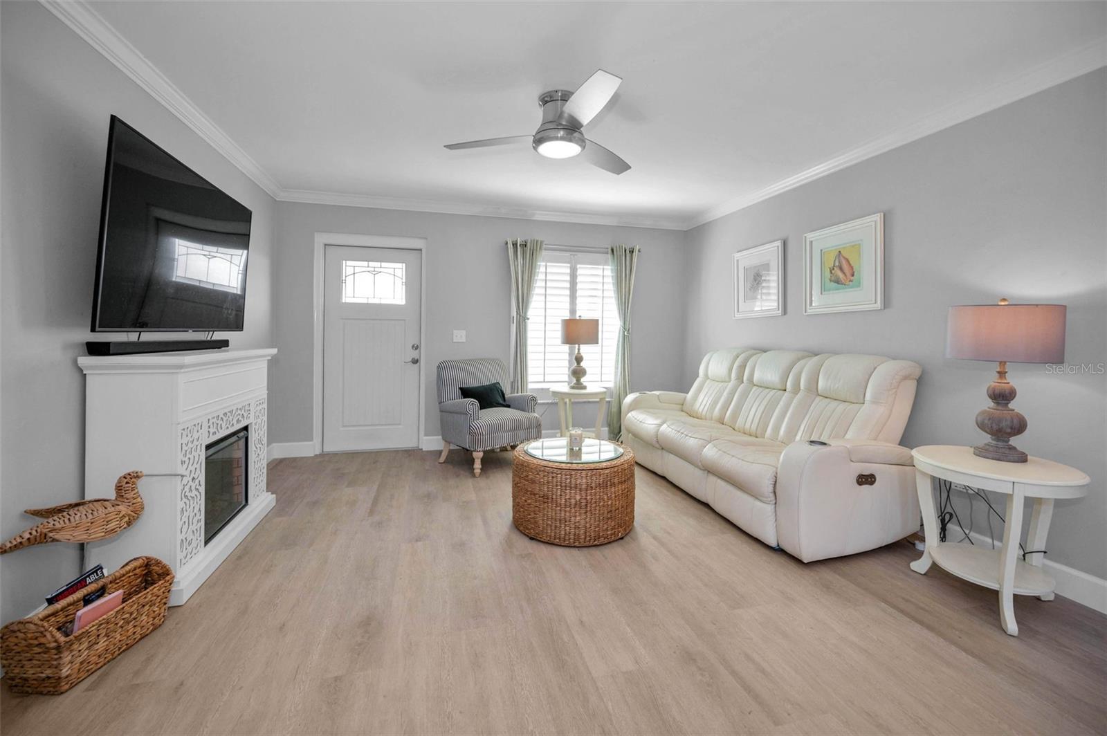 Image 15 of 49 For 4191 50th Avenue S