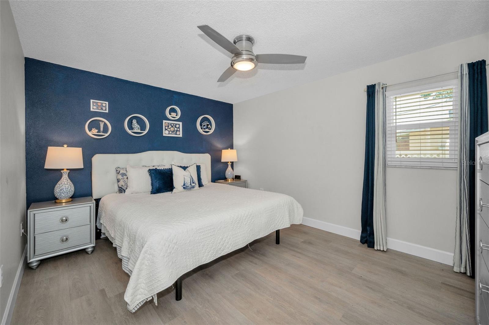 Image 17 of 49 For 4191 50th Avenue S