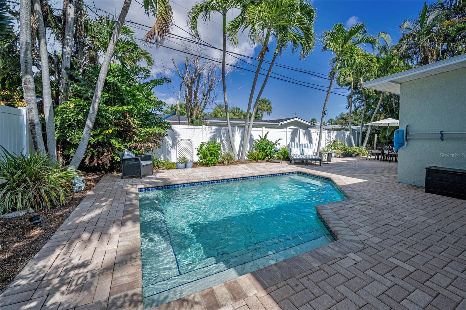 Image 27 of 49 For 4191 50th Avenue S