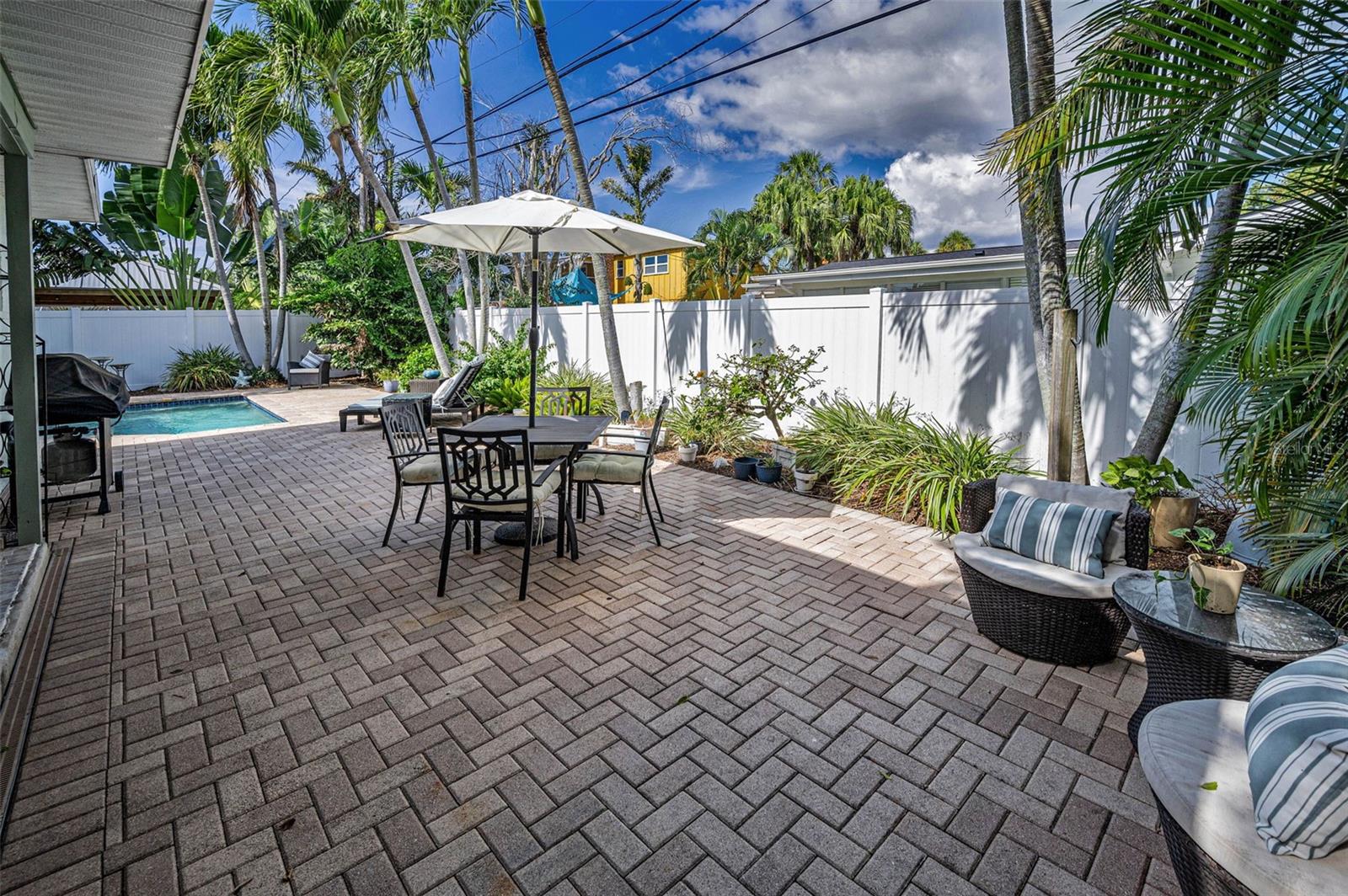 Image 29 of 49 For 4191 50th Avenue S