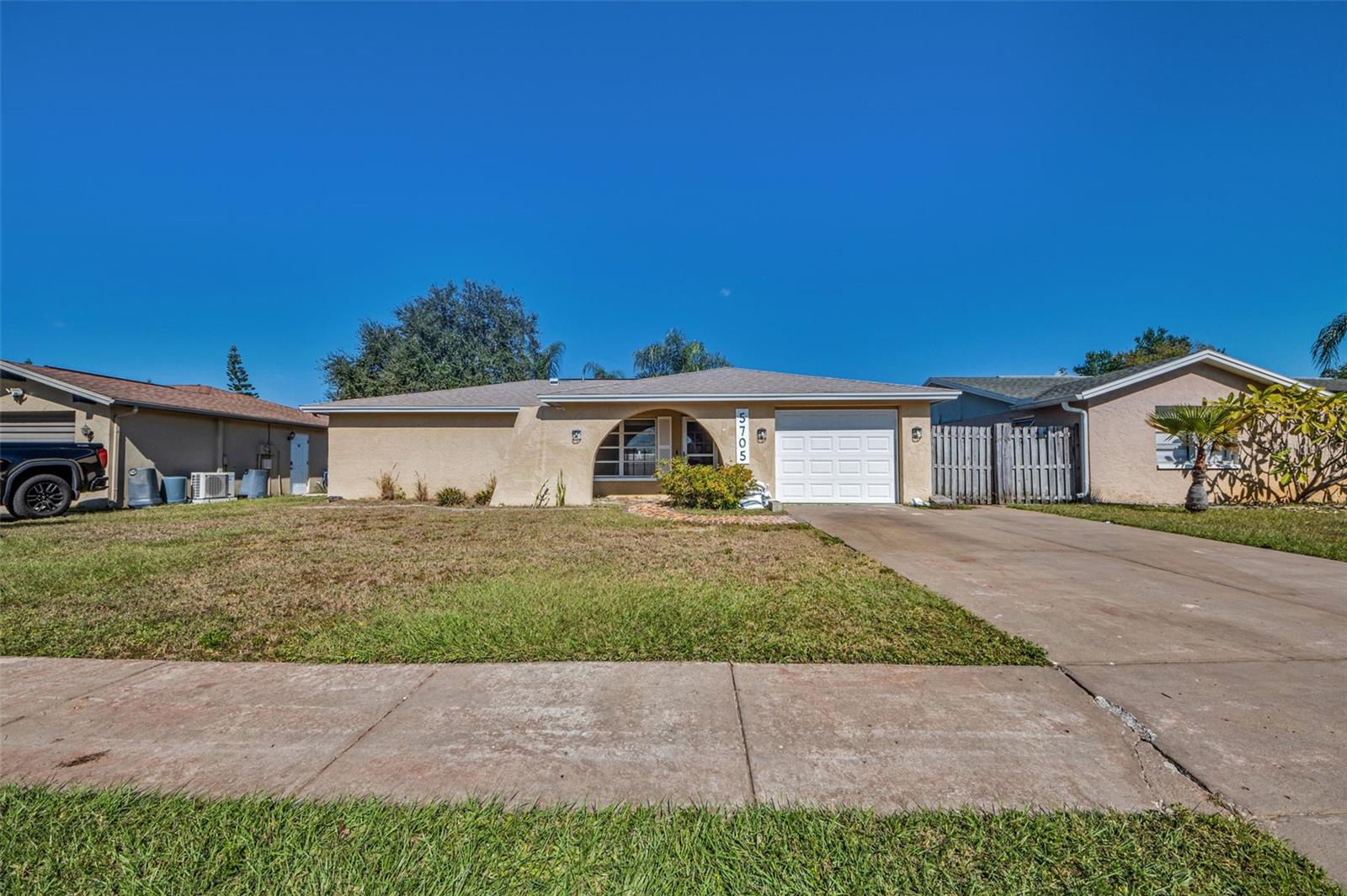 Details for 5705 Mariposa Drive, HOLIDAY, FL 34690