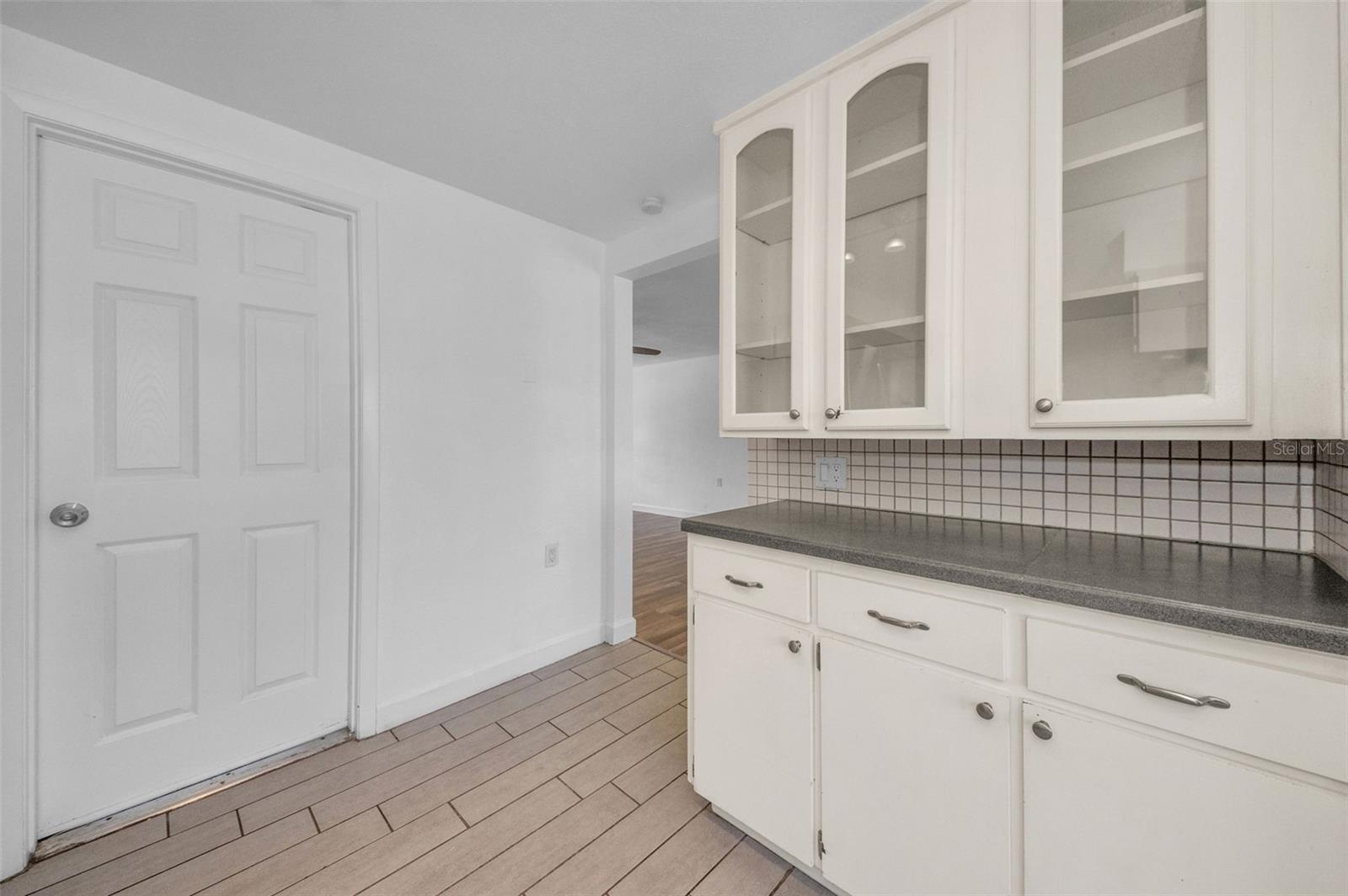 Image 22 of 44 For 5705 Mariposa Drive