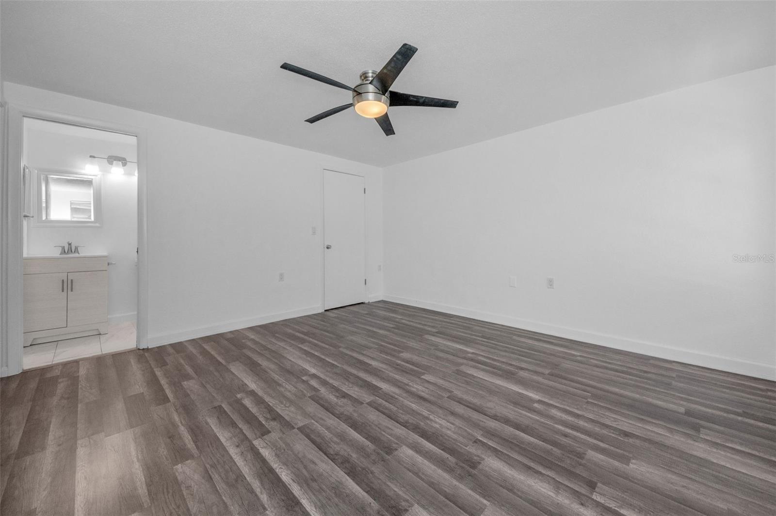 Image 33 of 44 For 5705 Mariposa Drive