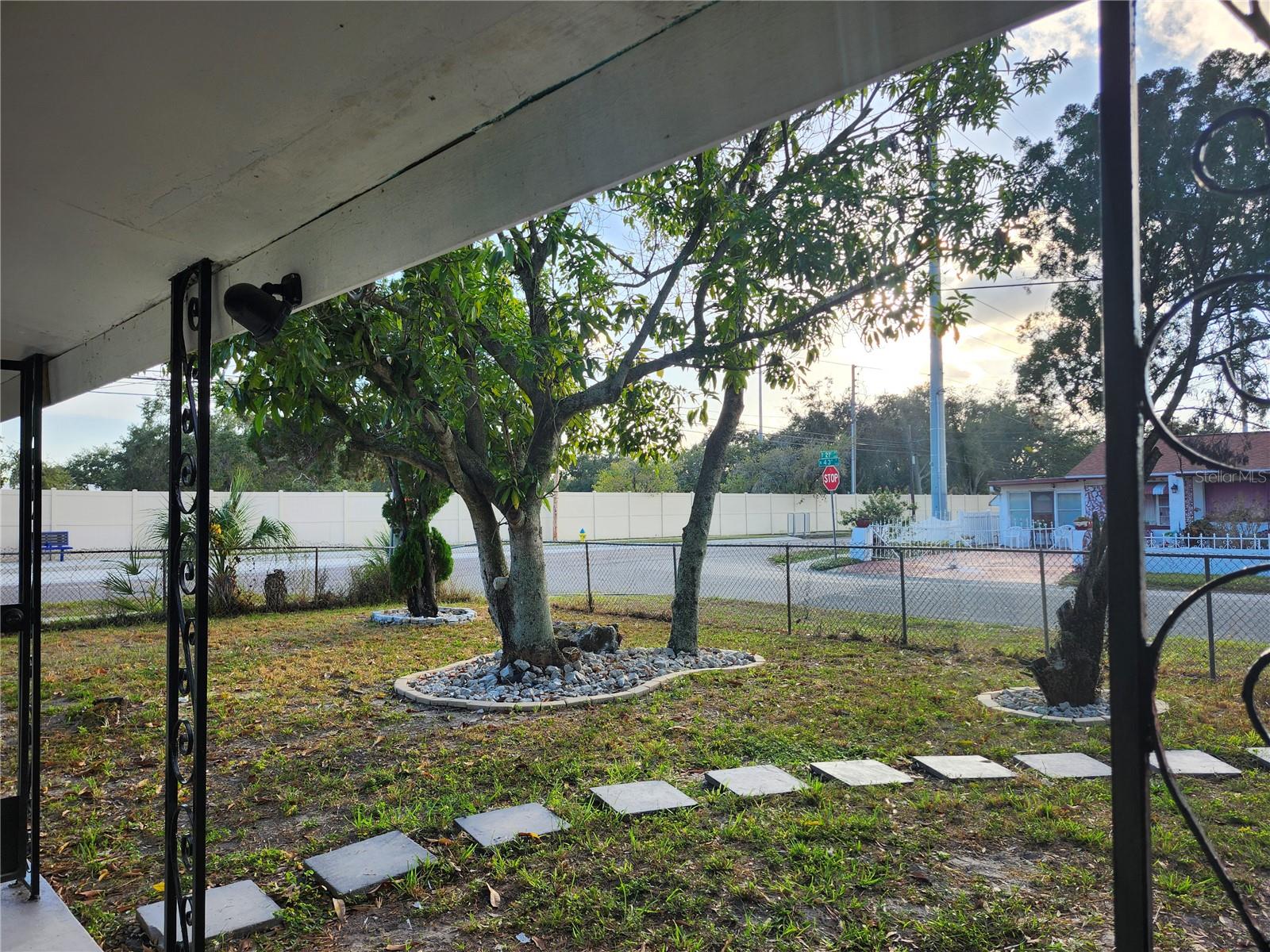 Image 17 of 21 For 3001 43rd Street