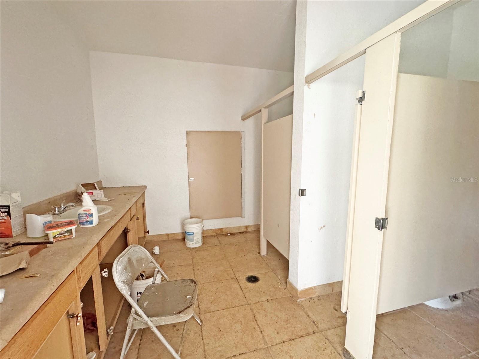 Image 14 of 20 For 1512 13th Place