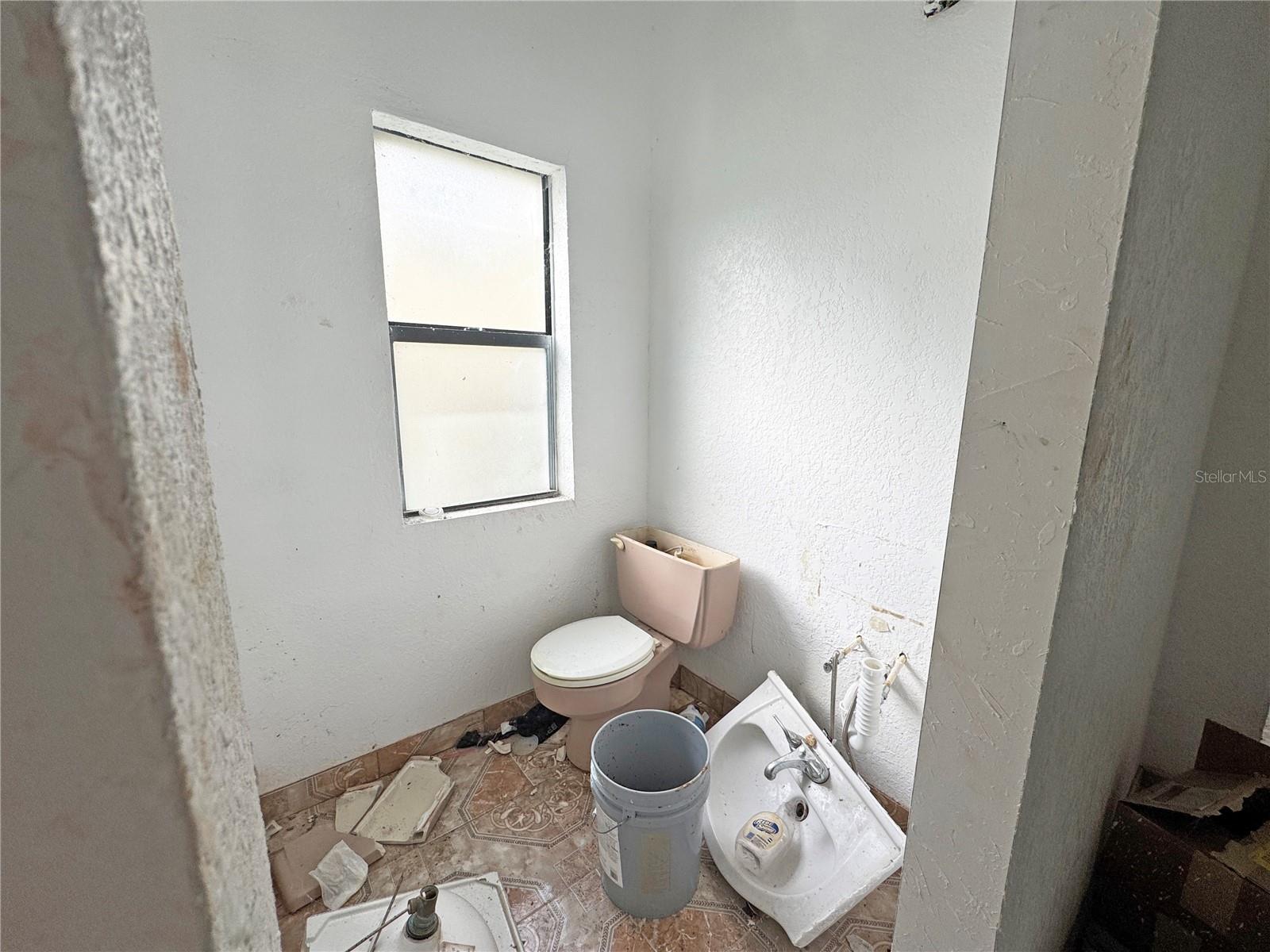 Image 16 of 20 For 1512 13th Place