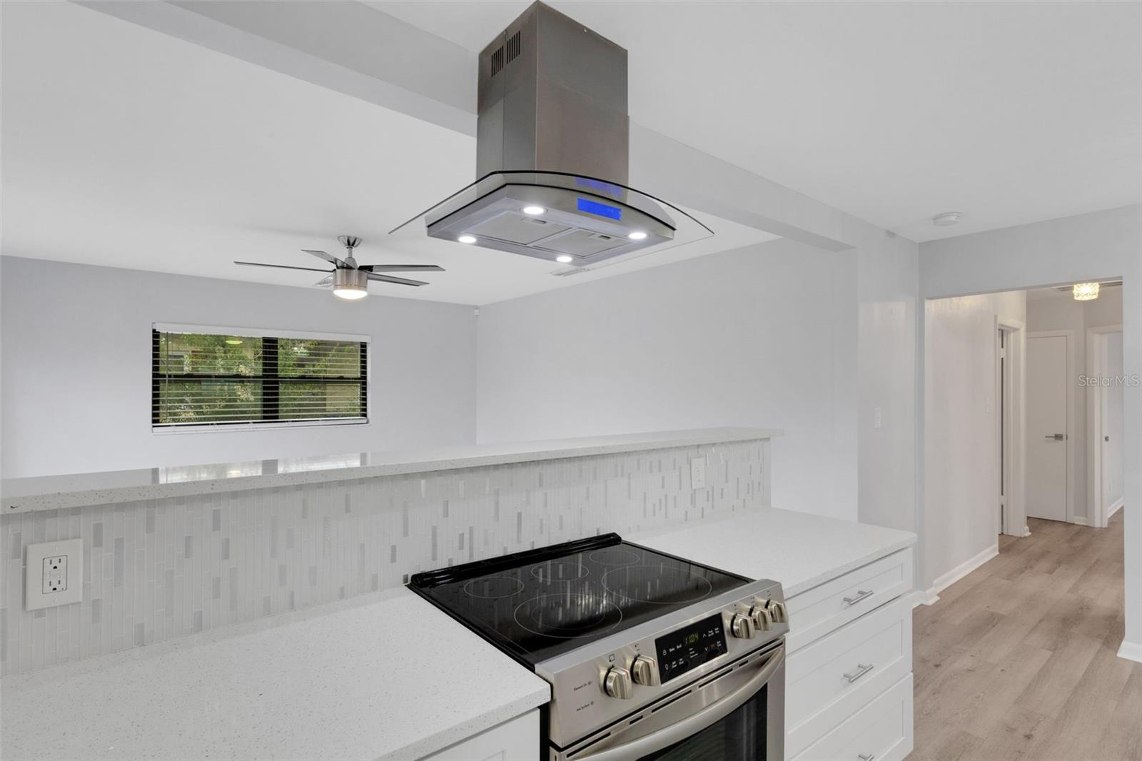 Image 14 of 59 For 918 Kentucky Avenue