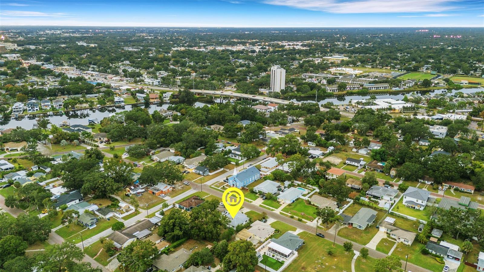 Image 56 of 59 For 918 Kentucky Avenue