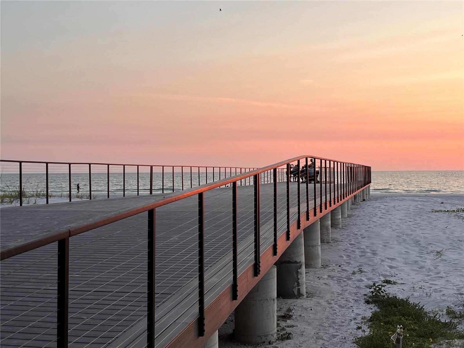 Image 78 of 88 For 880 Mandalay Avenue C615