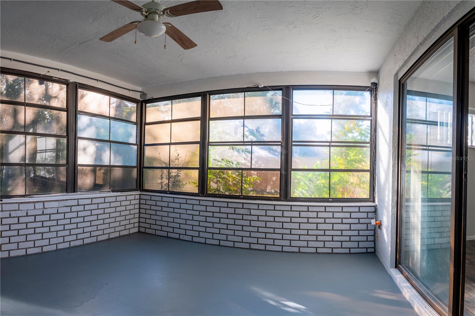 Image 28 of 35 For 3276 Morven Drive