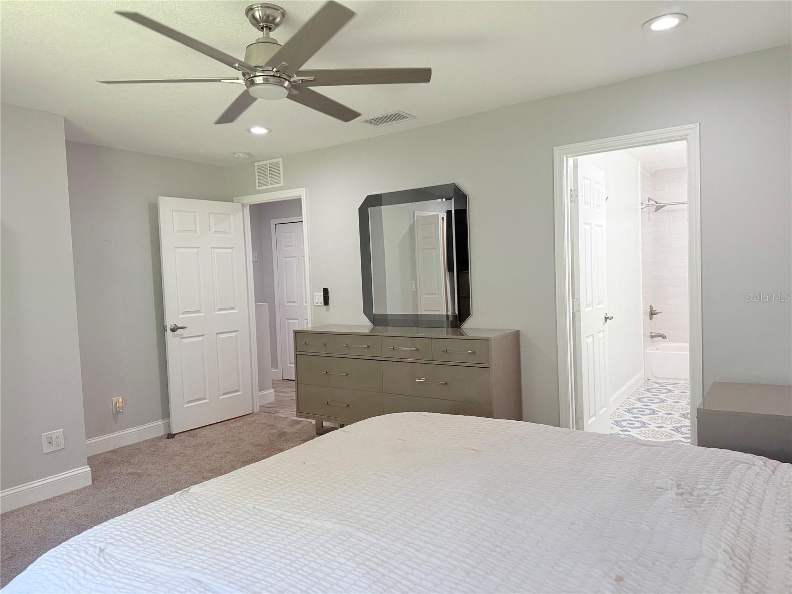 Image 12 of 27 For 4312 Silver Falls Dr