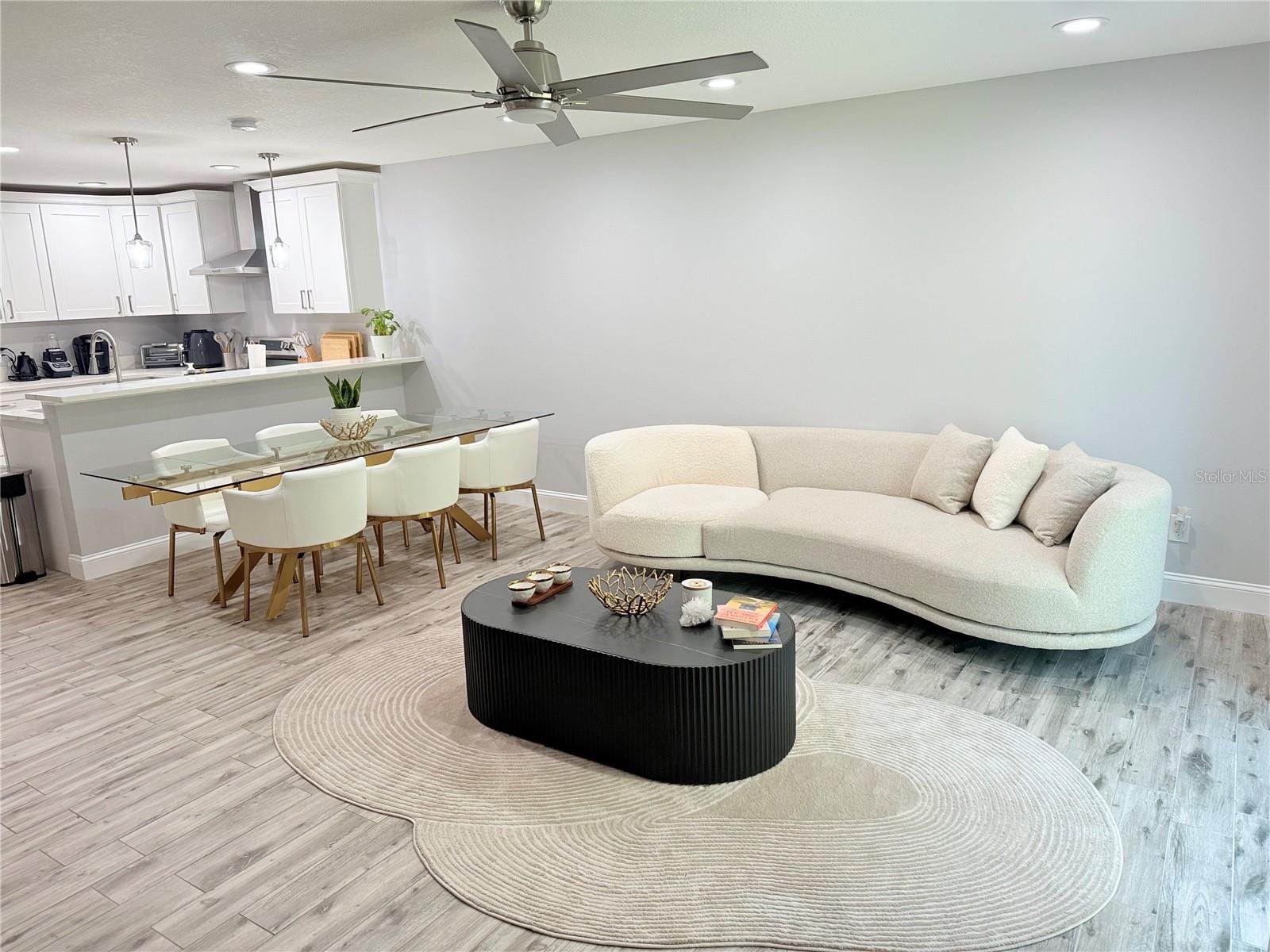 Image 7 of 27 For 4312 Silver Falls Dr