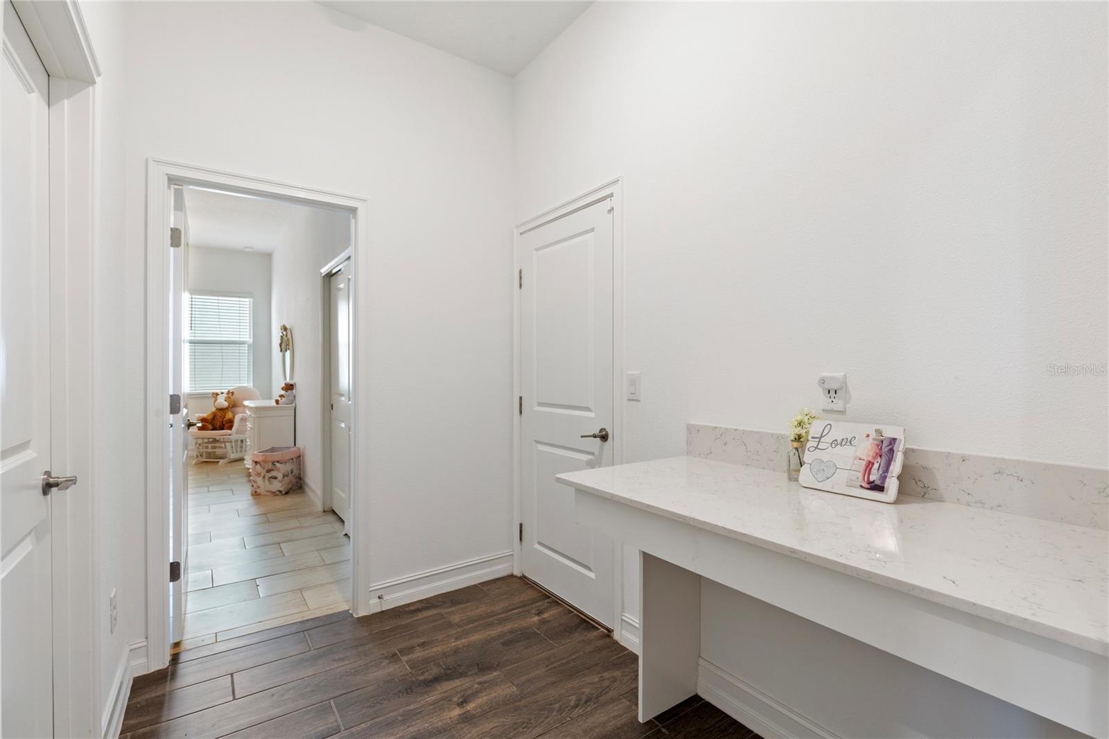 Image 11 of 49 For 8692 Little Bluestem Drive