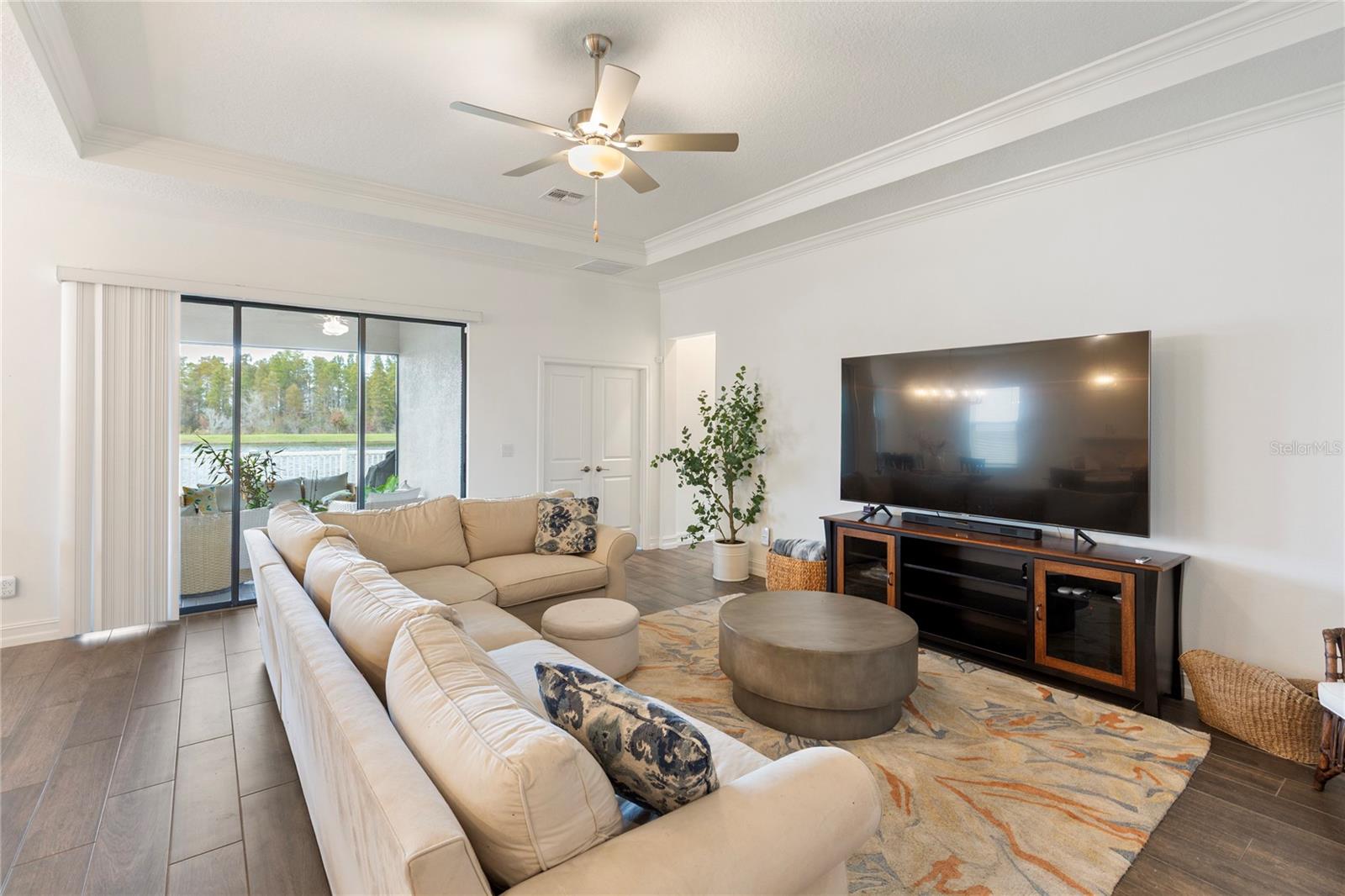 Image 19 of 49 For 8692 Little Bluestem Drive