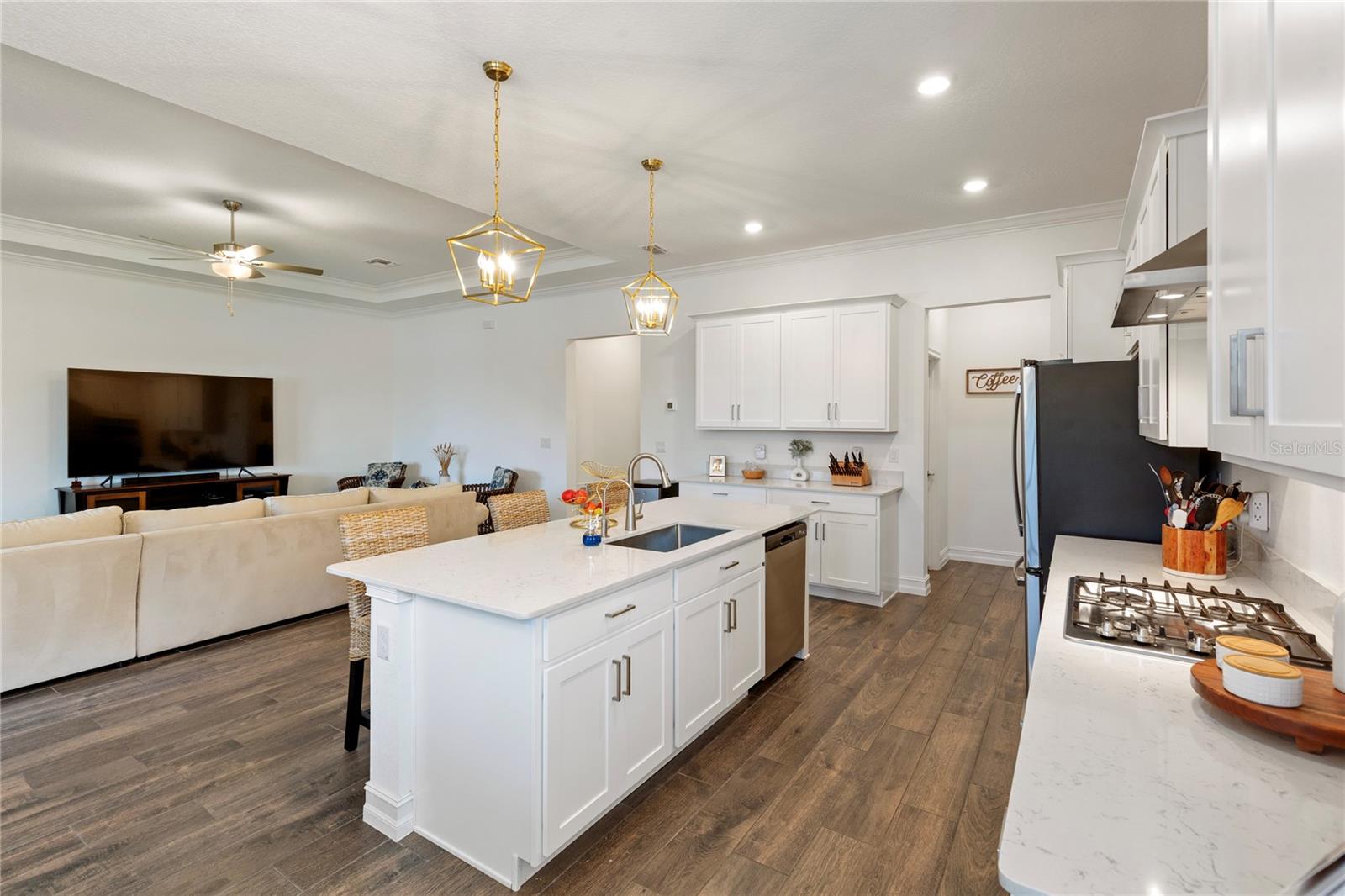 Image 24 of 49 For 8692 Little Bluestem Drive