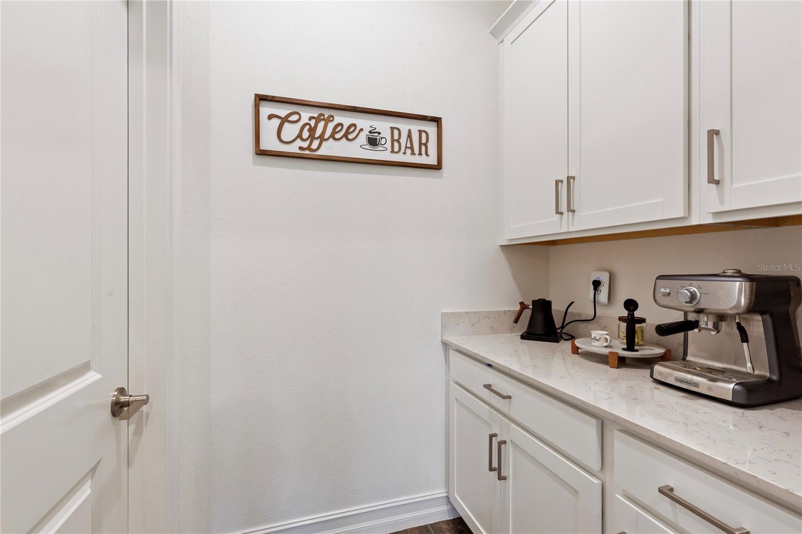 Image 26 of 49 For 8692 Little Bluestem Drive