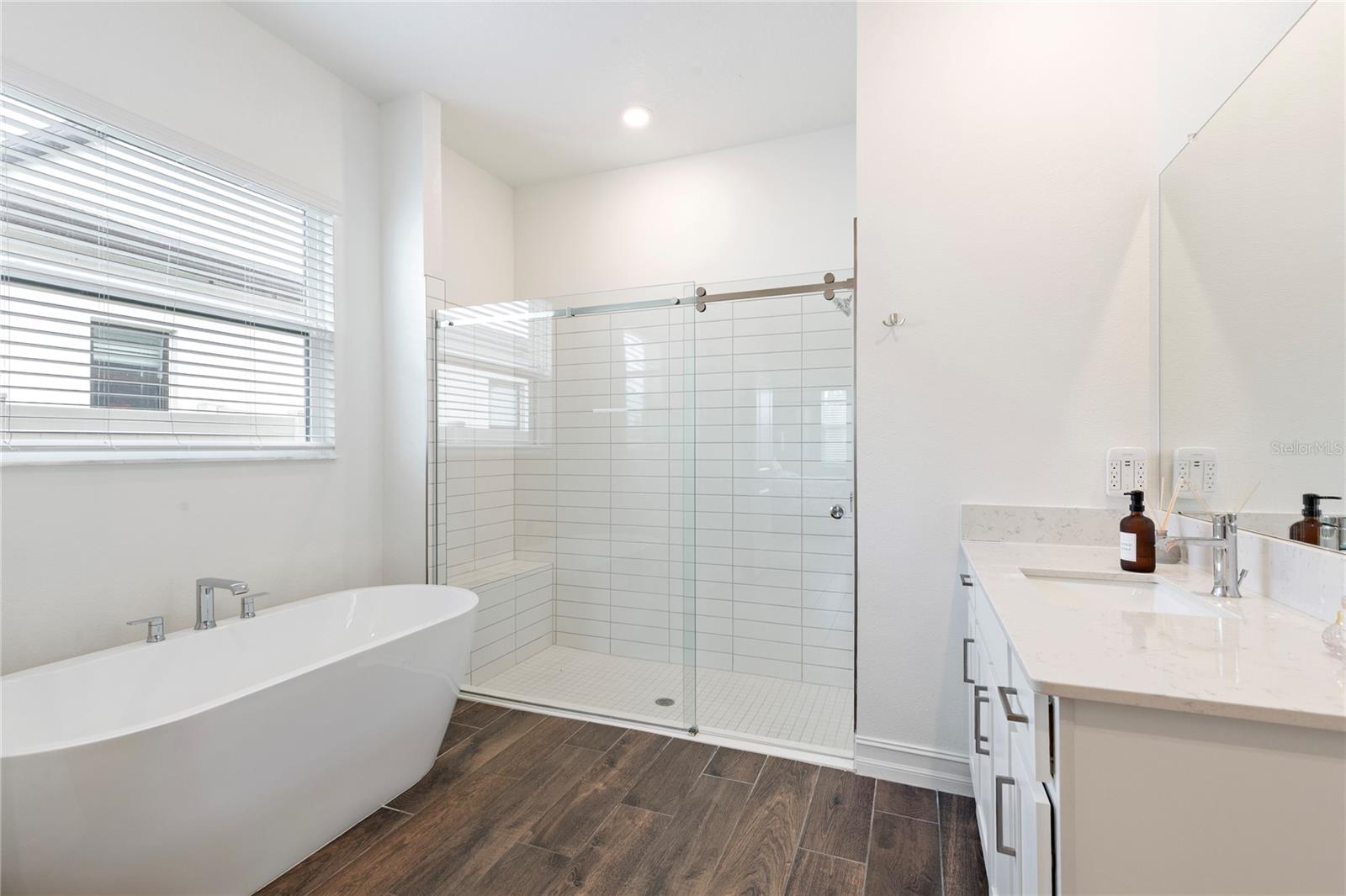 Image 38 of 49 For 8692 Little Bluestem Drive