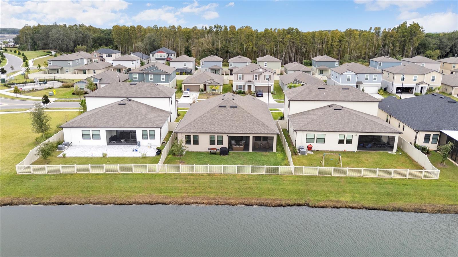 Image 45 of 49 For 8692 Little Bluestem Drive