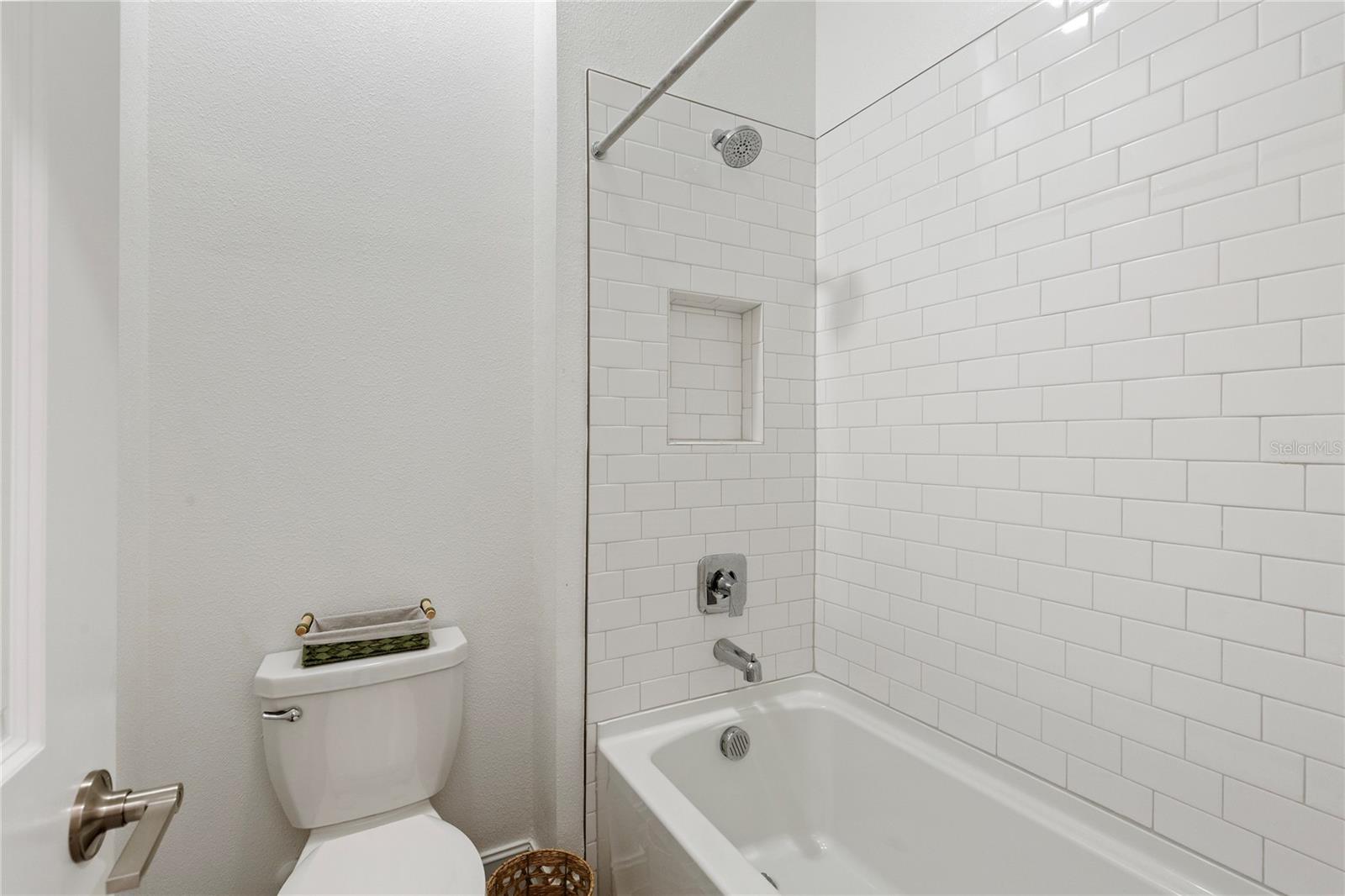 Image 9 of 49 For 8692 Little Bluestem Drive