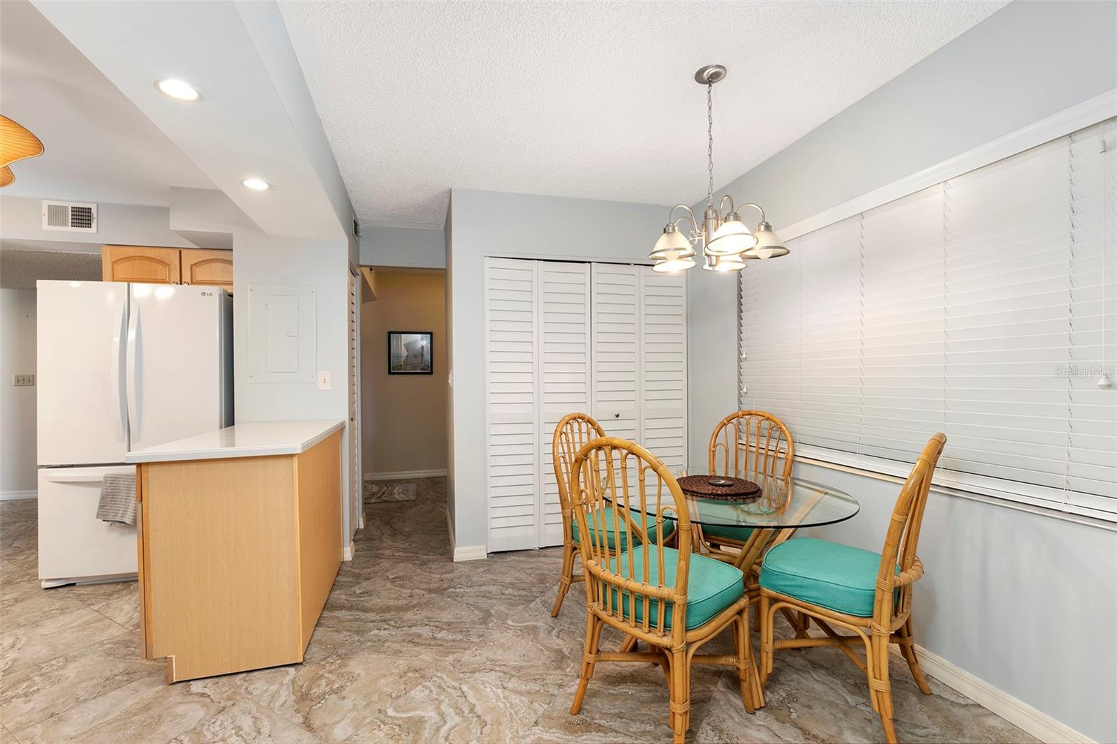 Image 12 of 56 For 6500 Sunset Way 116