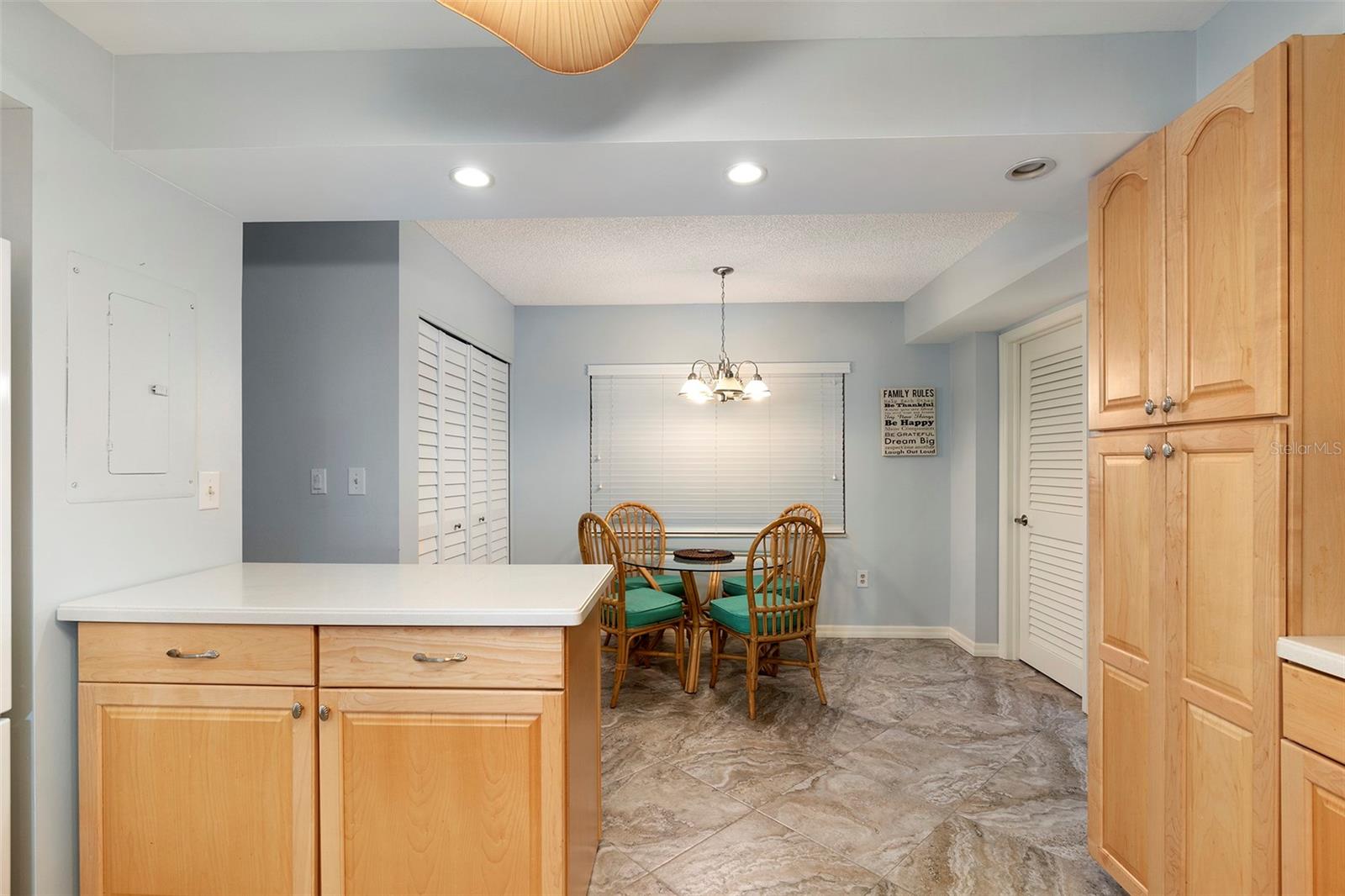 Image 30 of 56 For 6500 Sunset Way 116