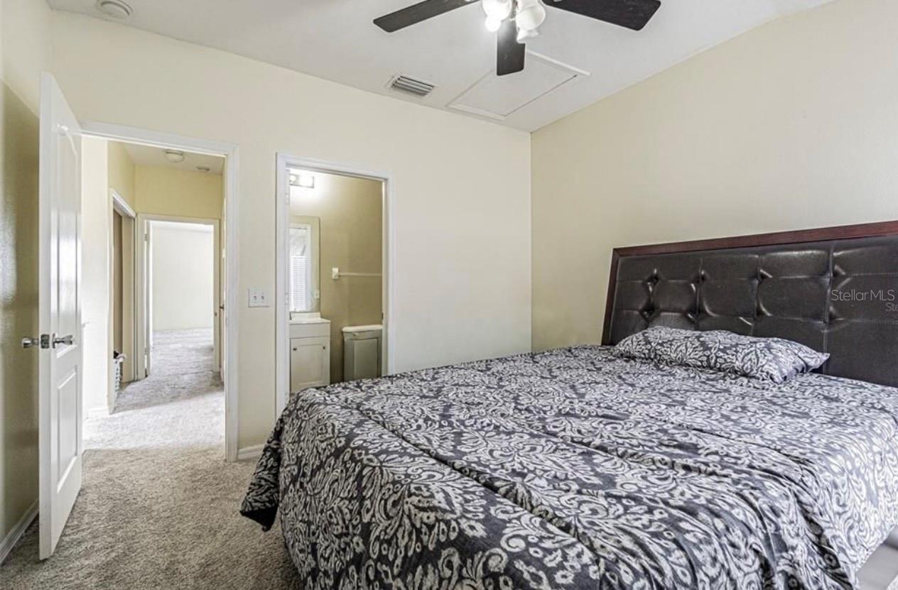 Image 15 of 21 For 12254 Foxmoor Peak Drive